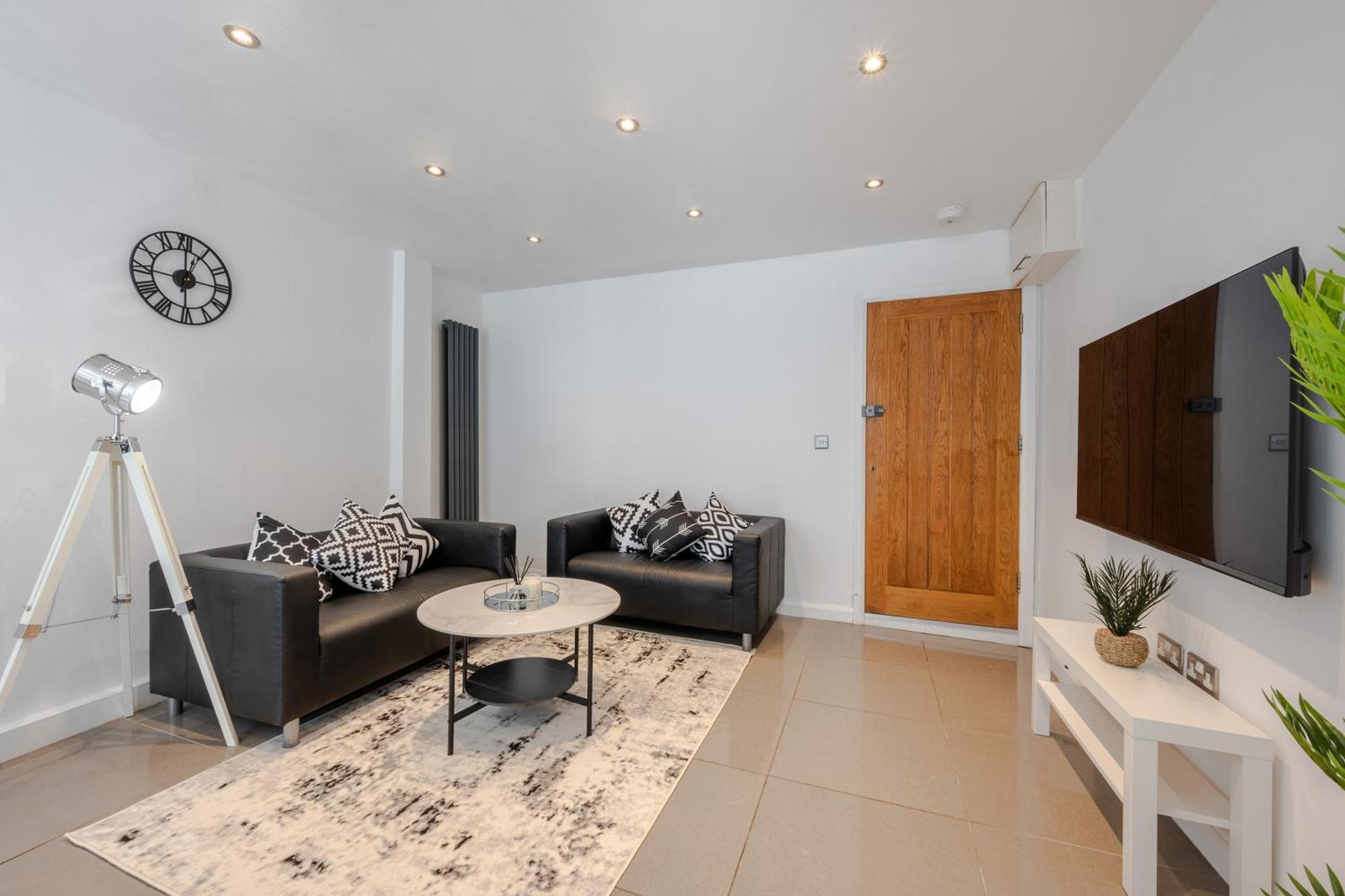 Stylish Two Bedroom Apartment By Central London With Garden Exteriér fotografie