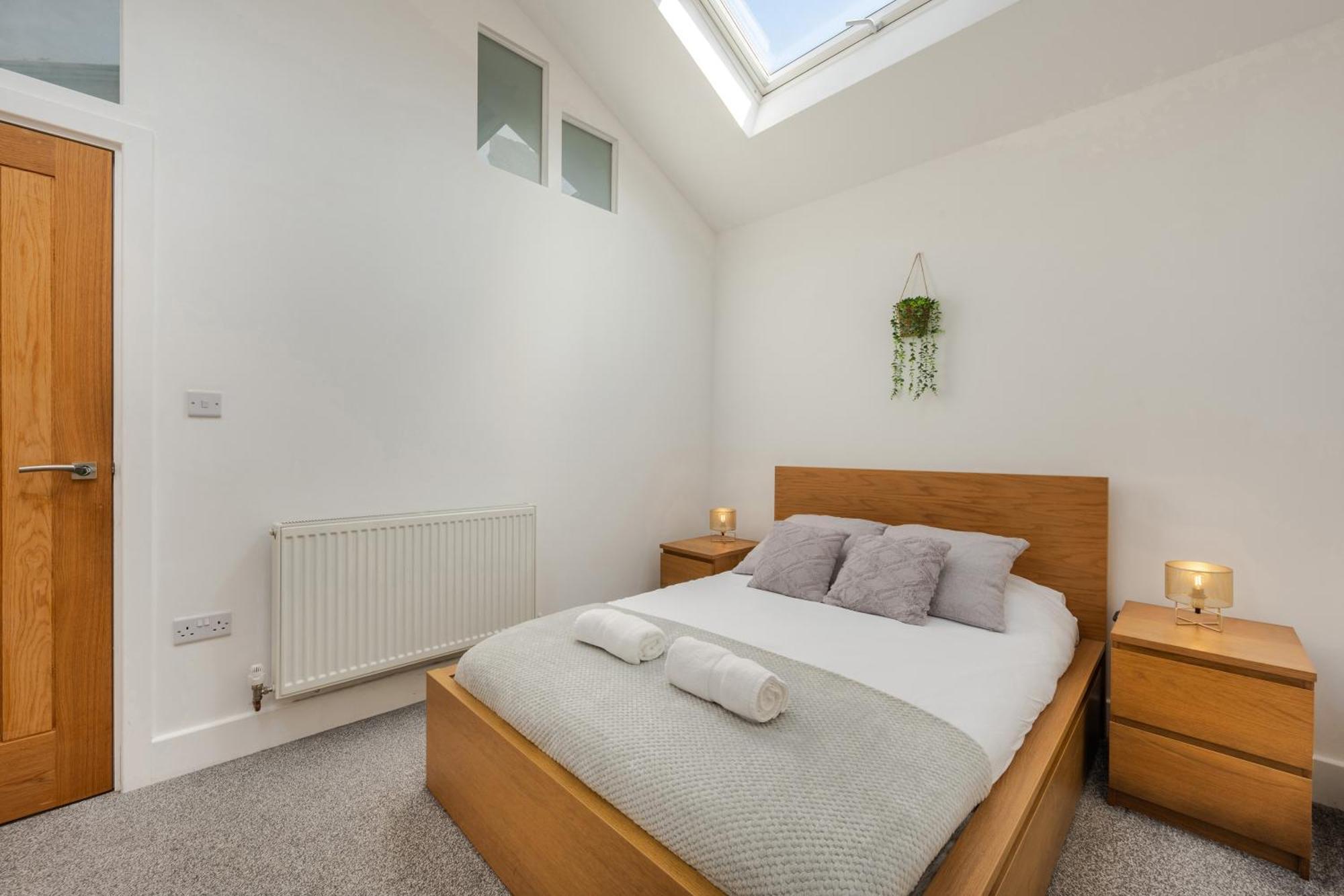 Stylish Two Bedroom Apartment By Central London With Garden Exteriér fotografie
